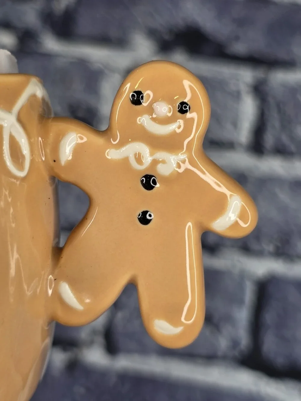 Rae Dunn HAVE A MERRY LITTLE CHRISTMAS Gingerbread Man Measuring Cups Set